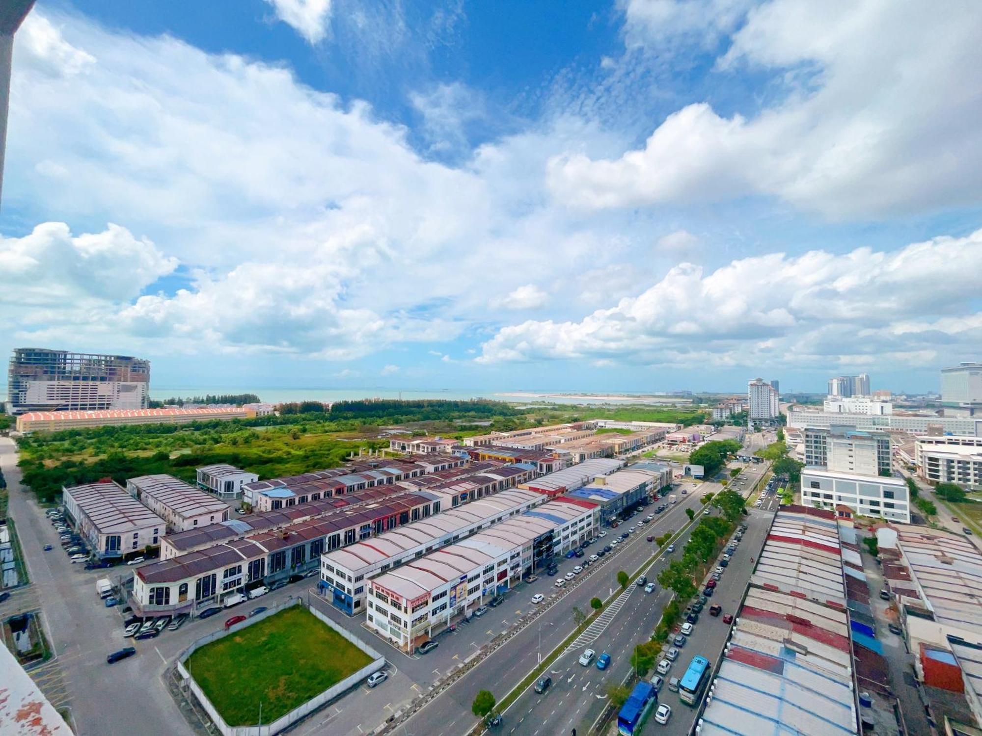 Pangsapuri Monic Staycation #plaza Raya Serviced