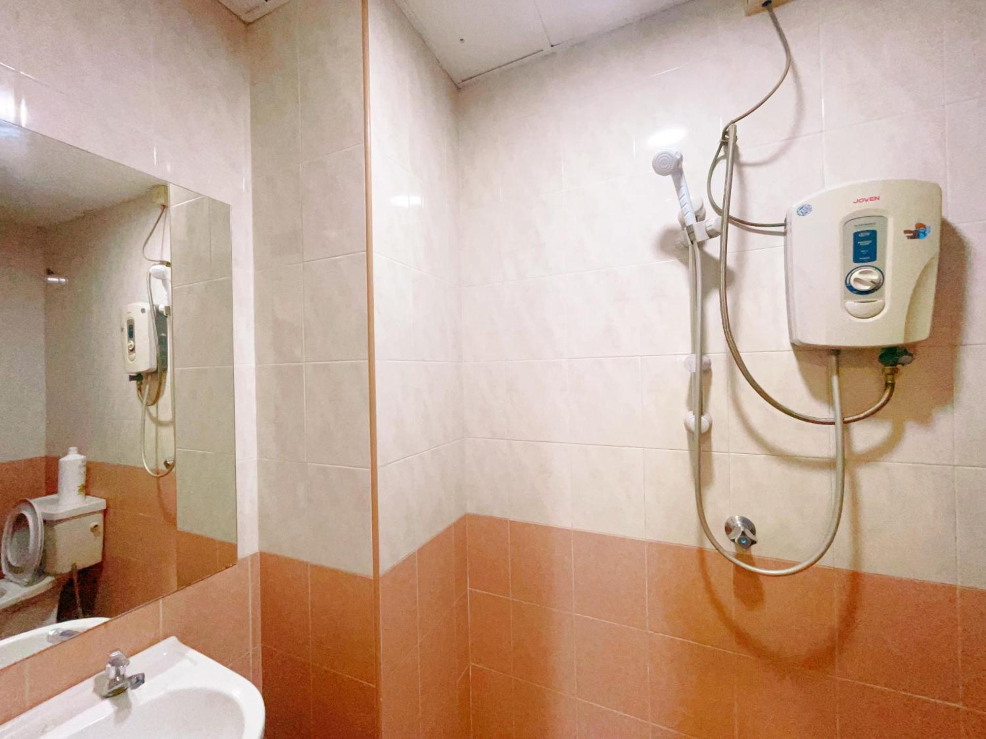 Monic Staycation #plaza Raya Serviced