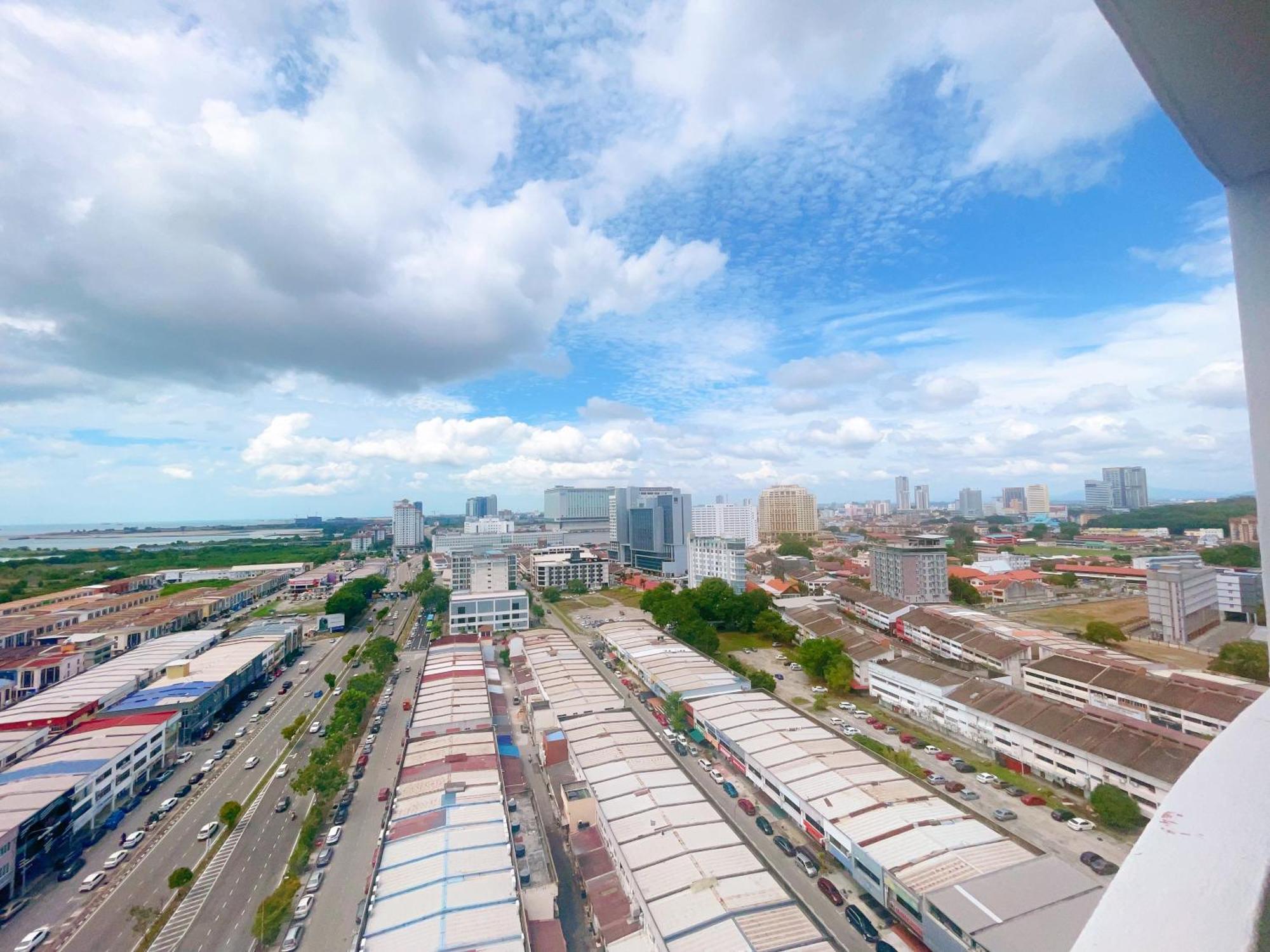Monic Staycation #plaza Raya Serviced Malacca