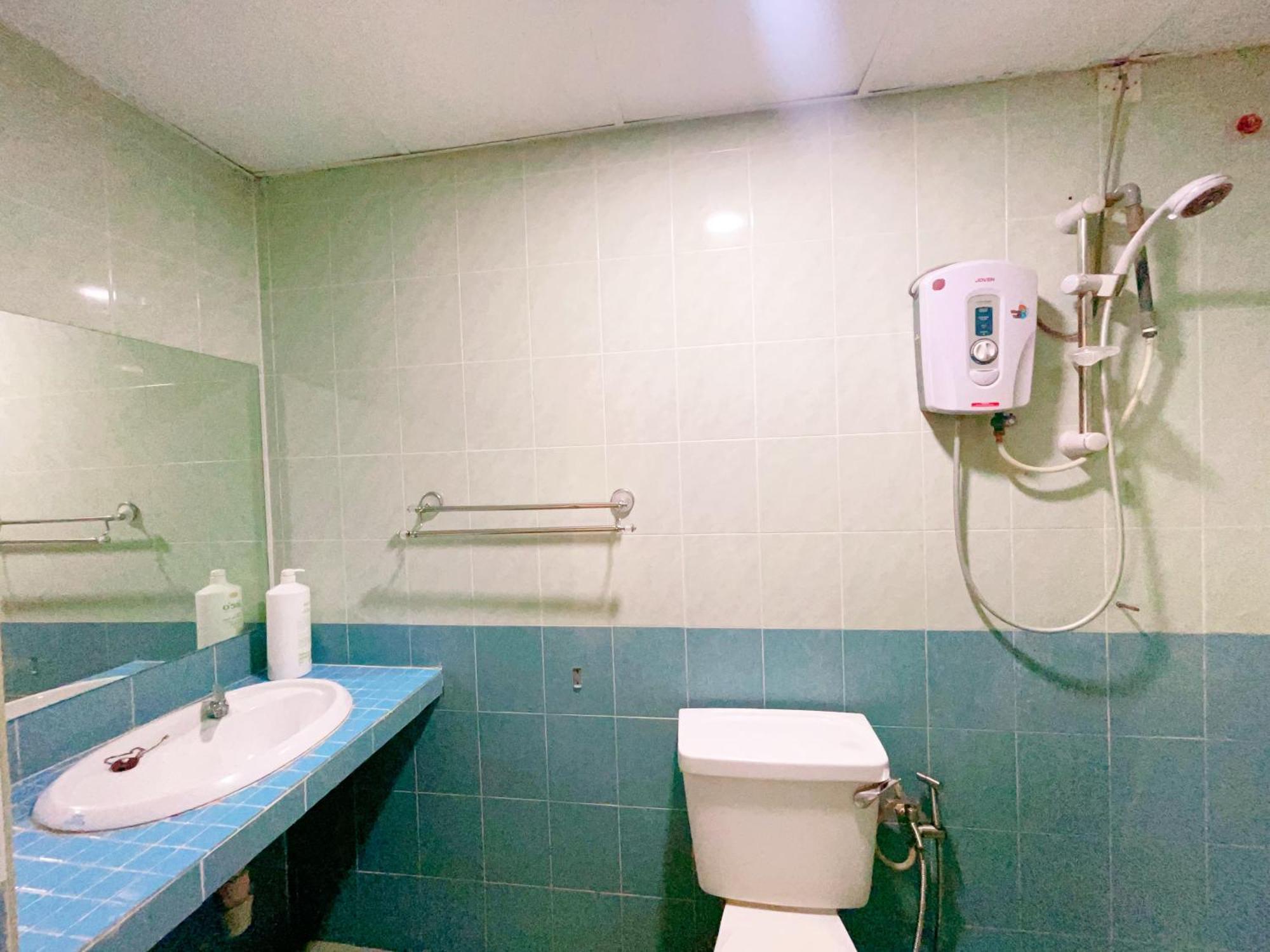 Monic Staycation #plaza Raya Serviced * Malacca
